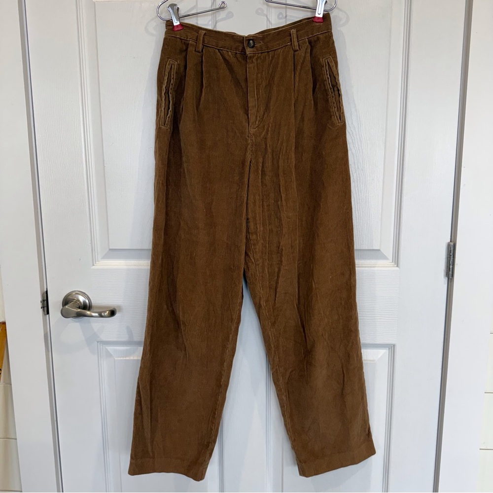 Vintage wide wale corduroy pants trousers front pleats pockets camel color